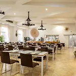 Hotel Hotiday Centro 3*
