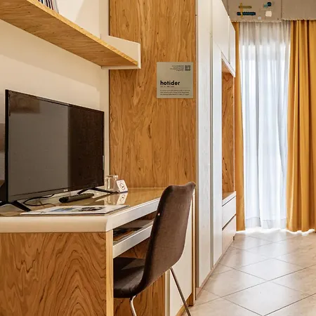 Hotel Hotiday Centro 3*